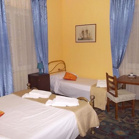 Bed and Breakfast Victoria Катания Экстерьер фото